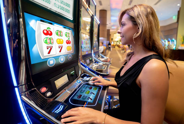 Live BandarQ dealer at lawastoto casino table